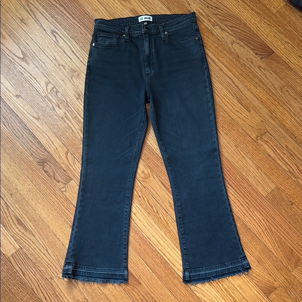 NWOT Le Jean Bella Crop Flare